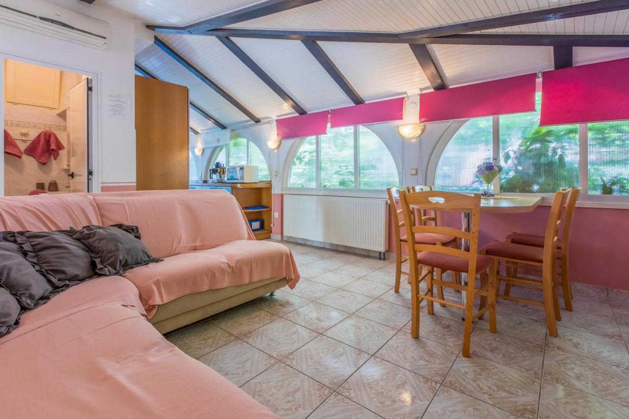 Apartmani Visnja 크리크베니카 외부 사진