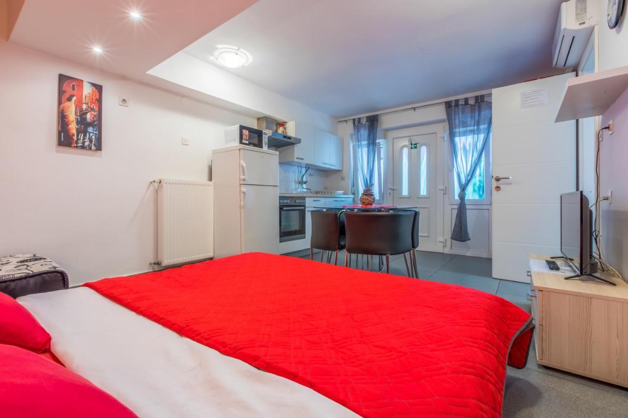 Apartmani Visnja 크리크베니카 외부 사진
