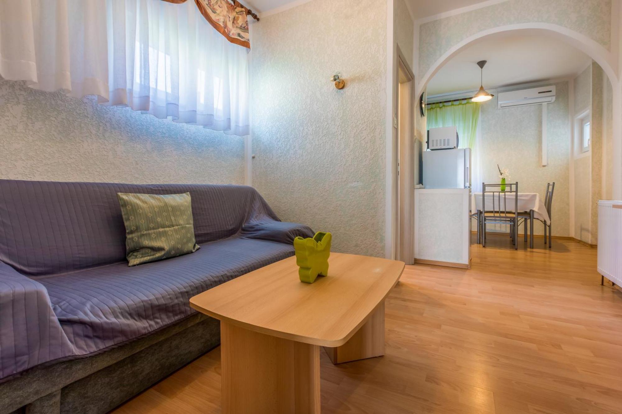 Apartmani Visnja 크리크베니카 외부 사진